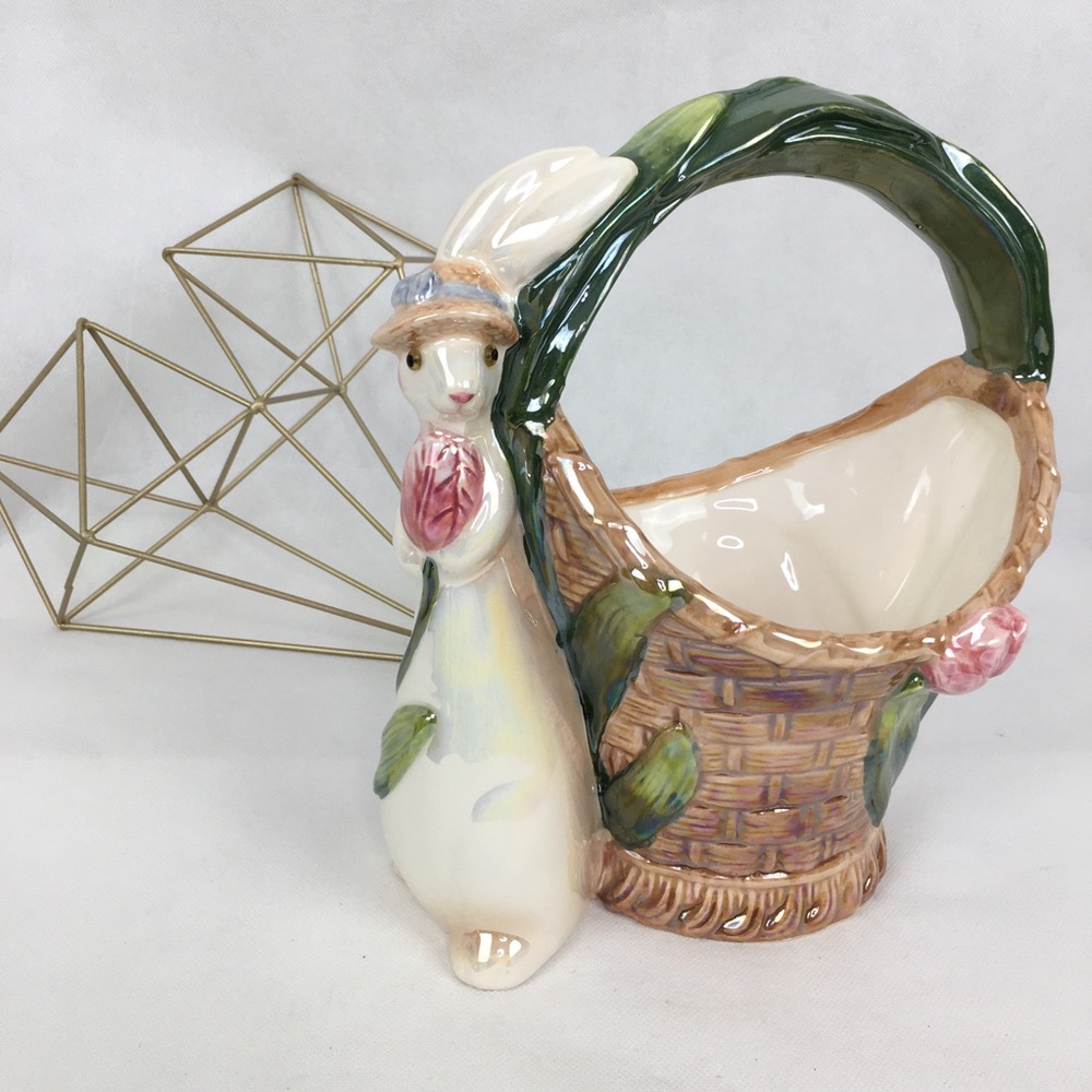 Pearlized Ceramic Bunny Tulip Basket
